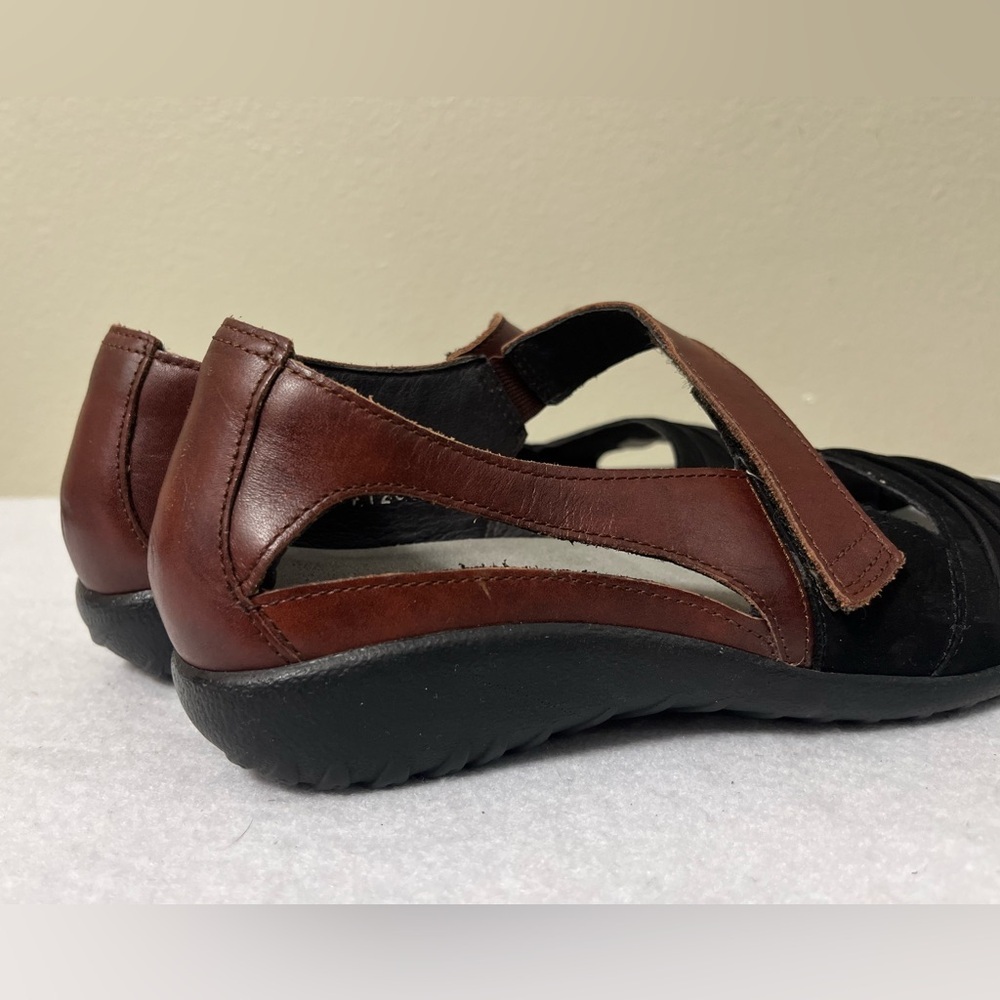 NAOT 'Papaki' Black Velvet & Brown Leather Mary Jane Sandals EU 39 | US 8.5 - Picture 3 of 12